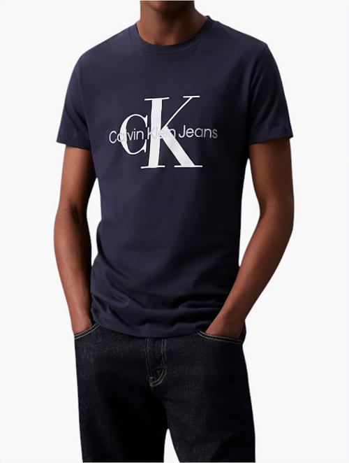 22KB 2001 null null null null null null null 1 2003 null tqOIdwGeR5h50M